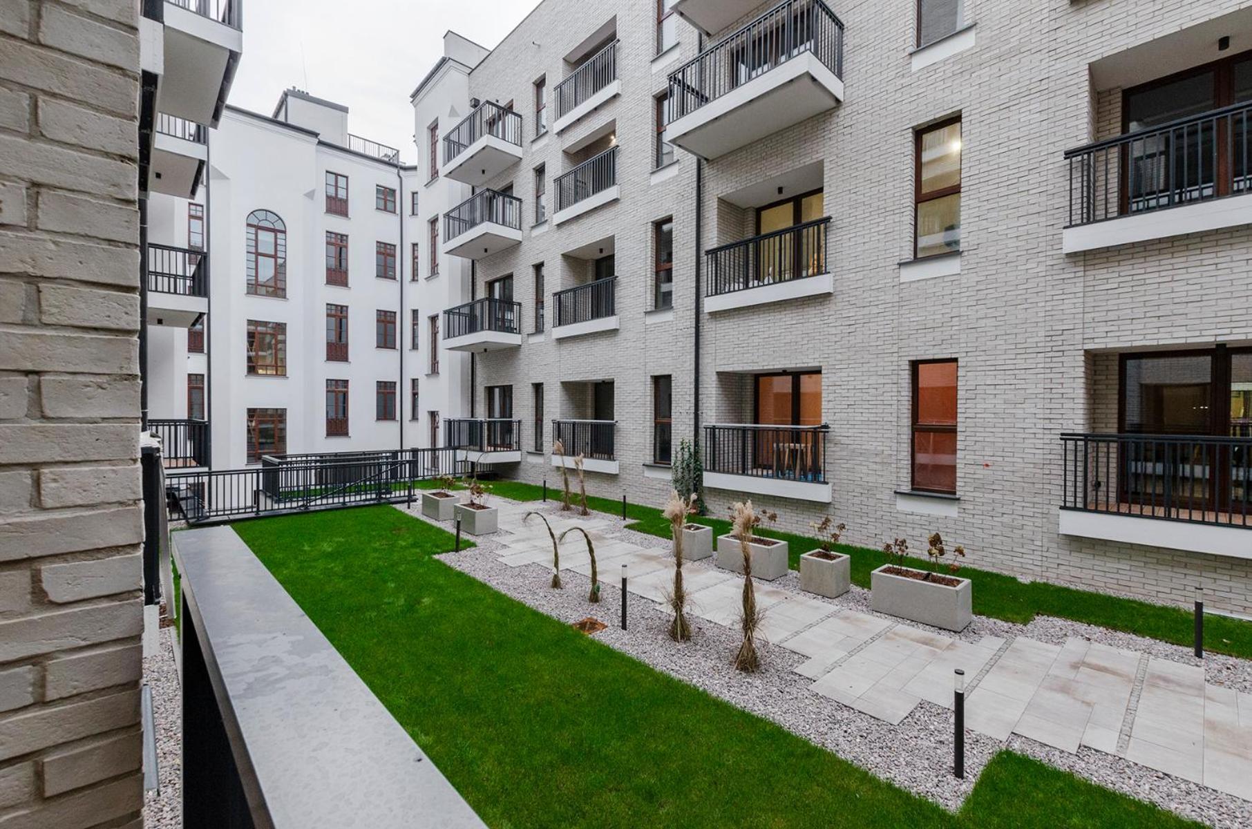 Sky Home- Nawrot Grey -centrum
