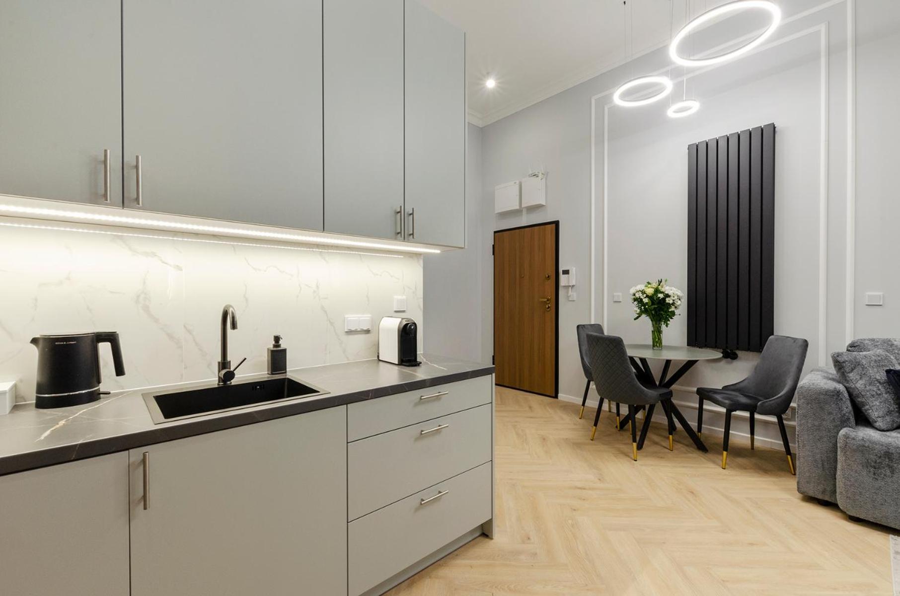 Sky Home- Nawrot Grey -centrum * Lodz (Lodz)